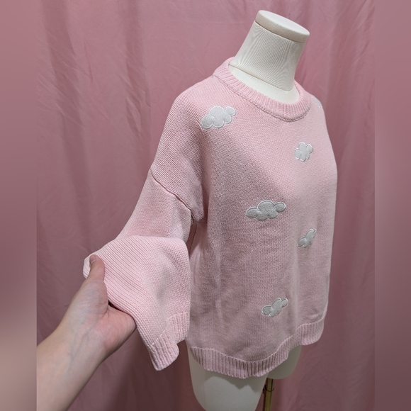 Oversized Baby Pink Cloud Knit Sweater (fits like a Medium, NO SIZE TAG) - Picture 2 of 7